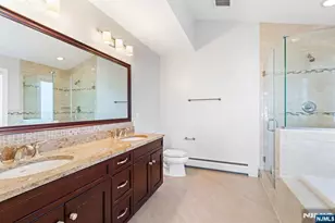 80B Liberty Pl, Palisades Park, NJ 07650 - Photo 14
