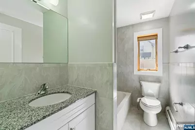 80B Liberty Place, Palisades Park, NJ 07650 - Photo 24