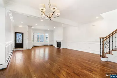 80B Liberty Place, Palisades Park, NJ 07650 - Photo 6