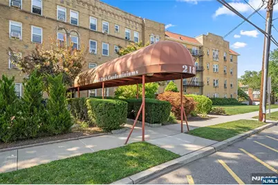 218 Broad Avenue 3C #3C, Leonia, NJ 07605 - Photo 2