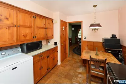 6 Central Avenue, Demarest, NJ 07627 - Photo 6