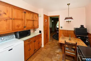 6 Central Ave, Demarest, NJ 07627 - Photo 6