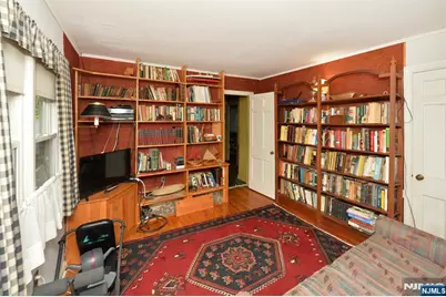 6 Central Avenue, Demarest, NJ 07627 - Photo 10