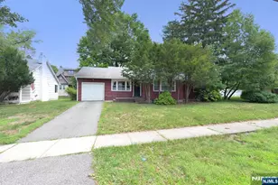 6 Central Ave, Demarest, NJ 07627 - Photo 2