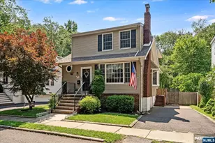 15 Oak St, Hillsdale, NJ 07642 - Photo 2