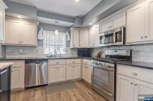 15 Oak St, Hillsdale, NJ 07642 - Photo 10