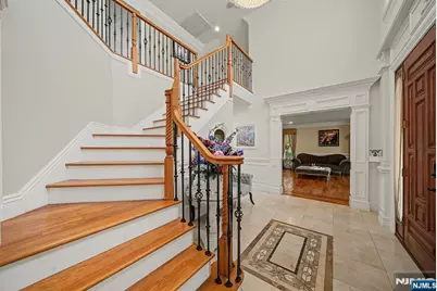 29 Meadow Street, Demarest, NJ 07627 - Photo 4