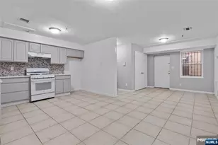 584 19th Street 582, Newark, NJ 07103 - Photo 4