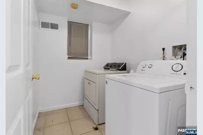 584 19th Street 582 #582, Newark, NJ 07103 - Photo 8