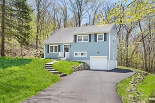 34 Rogers Ln, Sparta Township, NJ 07871 - Photo 4
