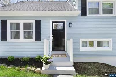 34 Rogers Lane, Sparta Township, NJ 07871 - Photo 2