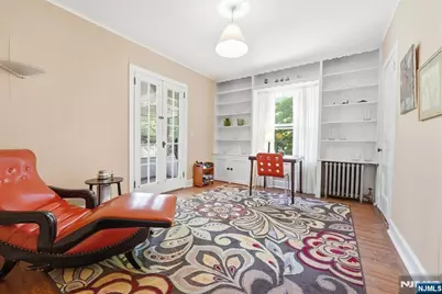 54 Myrtle Avenue, Montclair, NJ 07042 - Photo 32