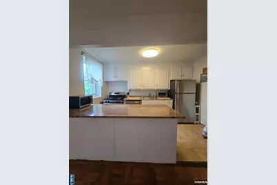 2345 Linwood Avenue 6A #6A, Fort Lee, NJ 07024 - Photo 8