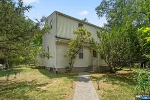 62 High St, Closter, NJ 07624 - Photo 2