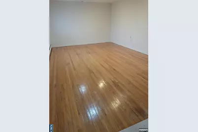 61 Fulton Avenue, Fairview, NJ 07022 - Photo 8