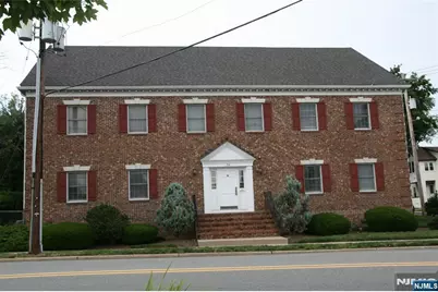 24 Godwin Avenue 202 #202, Midland Park, NJ 07432 - Photo 1