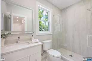 520 Clinton Ave, Wyckoff Township, NJ 07481 - Photo 20