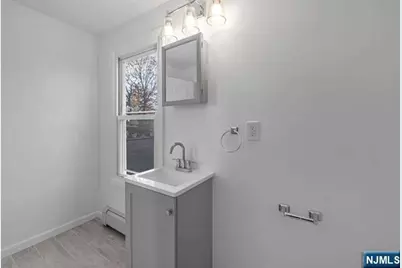 10 W Prospect Street 2 #2, Waldwick, NJ 07463 - Photo 16