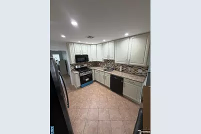 121 Sunset Place 1 #1, Palisades Park, NJ 07650 - Photo 2