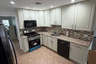 121 Sunset Pl 1, Palisades Park, NJ 07650 - Photo 2