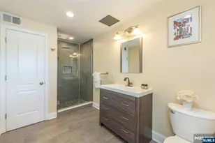 146 Lakewood Dr, Montville Township, NJ 07046 - Photo 10
