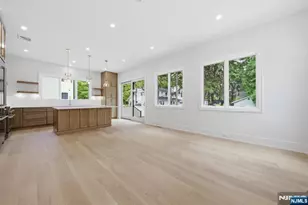 224 Riveredge Rd, Tenafly, NJ 07670 - Photo 8