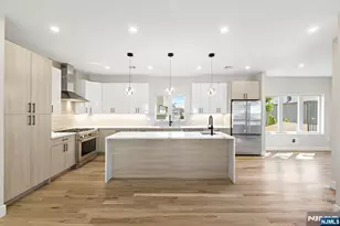 264 Beverly Hills Rd, Fort Lee, NJ 07024 - Photo 2