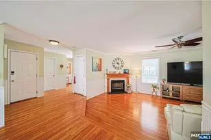 705 Gettysburg Pl, Paramus, NJ 07652 - Photo 8