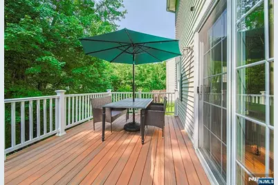 705 Gettysburg Place, Paramus, NJ 07652 - Photo 4