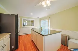 705 Gettysburg Pl, Paramus, NJ 07652 - Photo 16