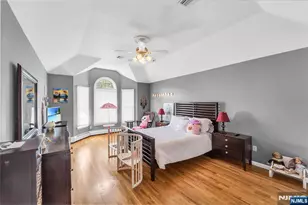512 Brook Ave, River Vale Township, NJ 07675 - Photo 24