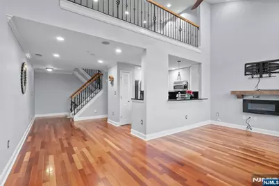 169 Price Court 169 #169, West New York, NJ 07093 - Photo 8