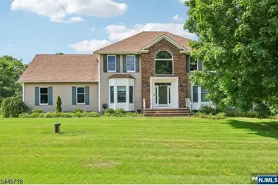 6 Comanche Trail, Vernon, NJ 07462 - Photo 1