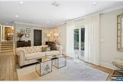 247 Oldwoods Road, Franklin Lakes, NJ 07417 - Photo 6