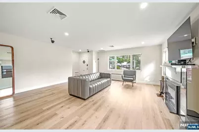 1303 Palisade Avenue, Fort Lee, NJ 07024 - Photo 10