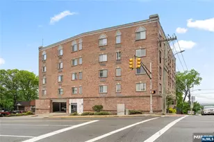 399 11th 206, Palisades Park, NJ 07650 - Photo 2