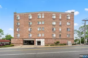 399 11th 206, Palisades Park, NJ 07650 - Photo 1