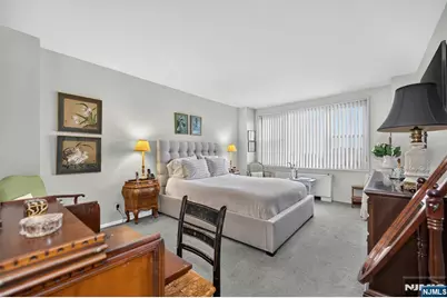 2100 Linwood Avenue 19B #19B, Fort Lee, NJ 07024 - Photo 12
