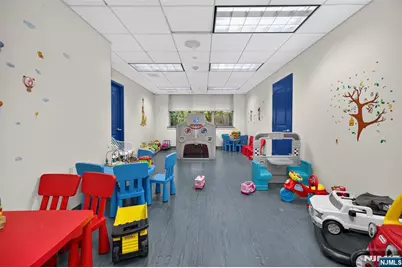 2100 Linwood Avenue 19B #19B, Fort Lee, NJ 07024 - Photo 16