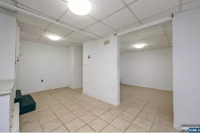94 Van Buren Street, Newark, NJ 07105 - Photo 40