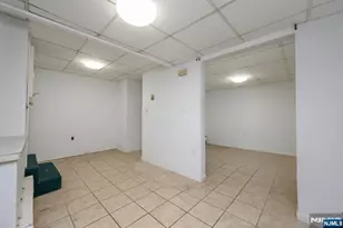94 Van Buren St, Newark, NJ 07105 - Photo 40