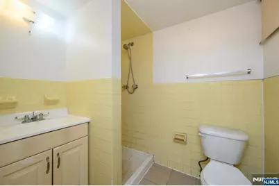 94 Van Buren Street, Newark, NJ 07105 - Photo 44