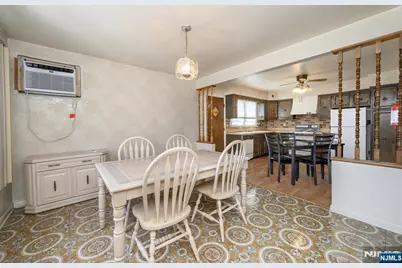 94 Van Buren Street, Newark, NJ 07105 - Photo 26