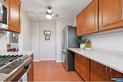 415 Claremont Avenue C004A #C004A, Montclair, NJ 07042 - Photo 10