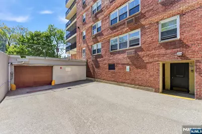 415 Claremont Avenue C004A #C004A, Montclair, NJ 07042 - Photo 26