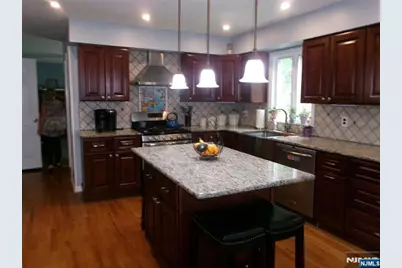 12 Wolfe Drive, Wanaque, NJ 07465 - Photo 2