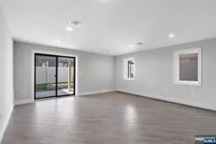 85 Washington Ave 85, Cliffside Park, NJ 07010 - Photo 12