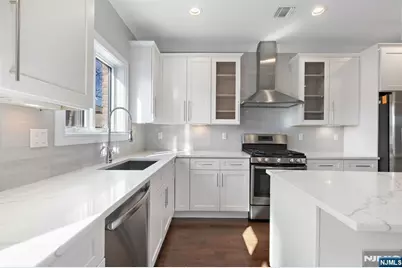 85 Washington Avenue 85 #85, Cliffside Park, NJ 07010 - Photo 8