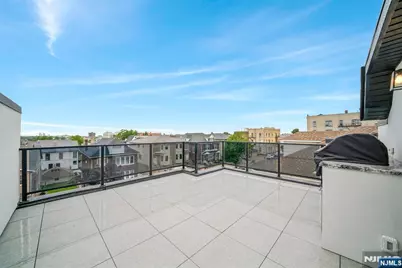 255 Morningside Avenue, Cliffside Park, NJ 07010 - Photo 44