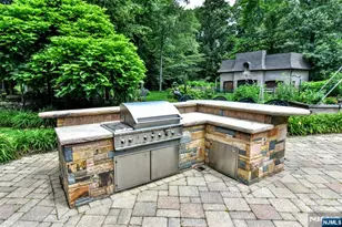 21 Baldwin Rd, Saddle River, NJ 07458 - Photo 16